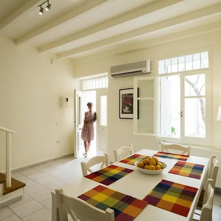 Vibrant Ottoman In Heart Of Venetian Town