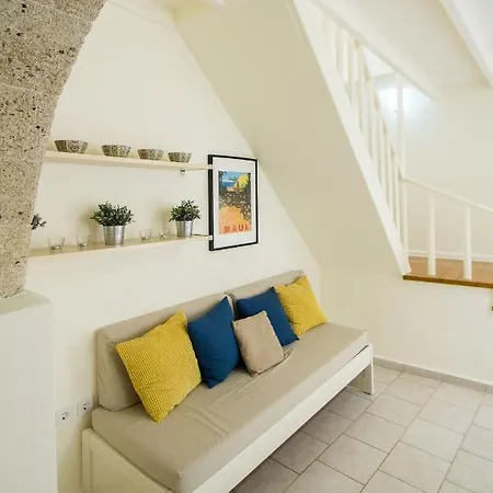 Vibrant Ottoman In Heart Of Venetian Town Casa vacanze
