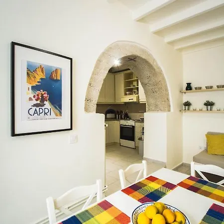 Vibrant Ottoman In Heart Of Venetian Town *